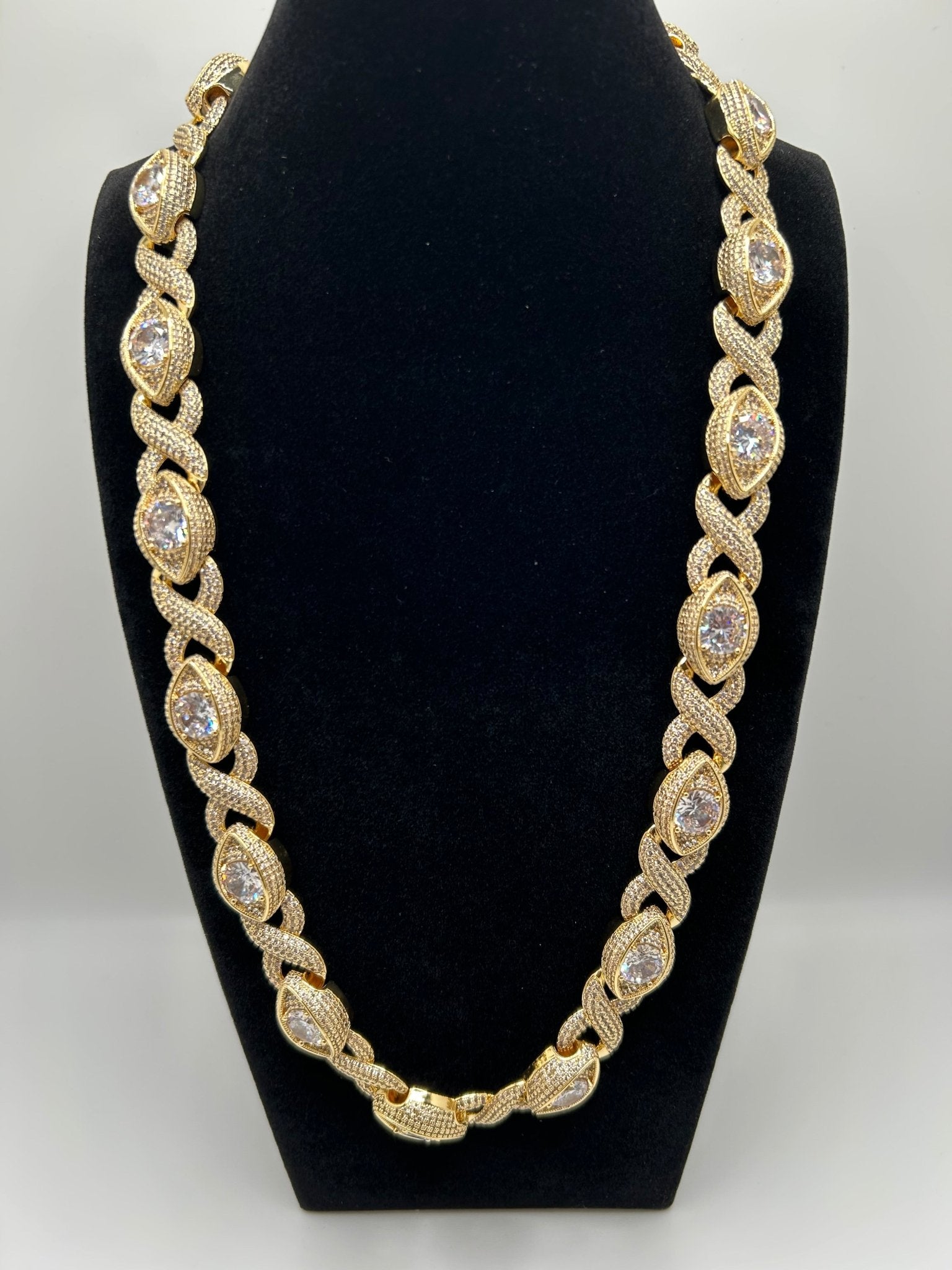 Evil Eye Gold Plated Elegant Iced Out Stimulated Diamonds Chain Necklace - Virtue Jewel18inchChain Necklace