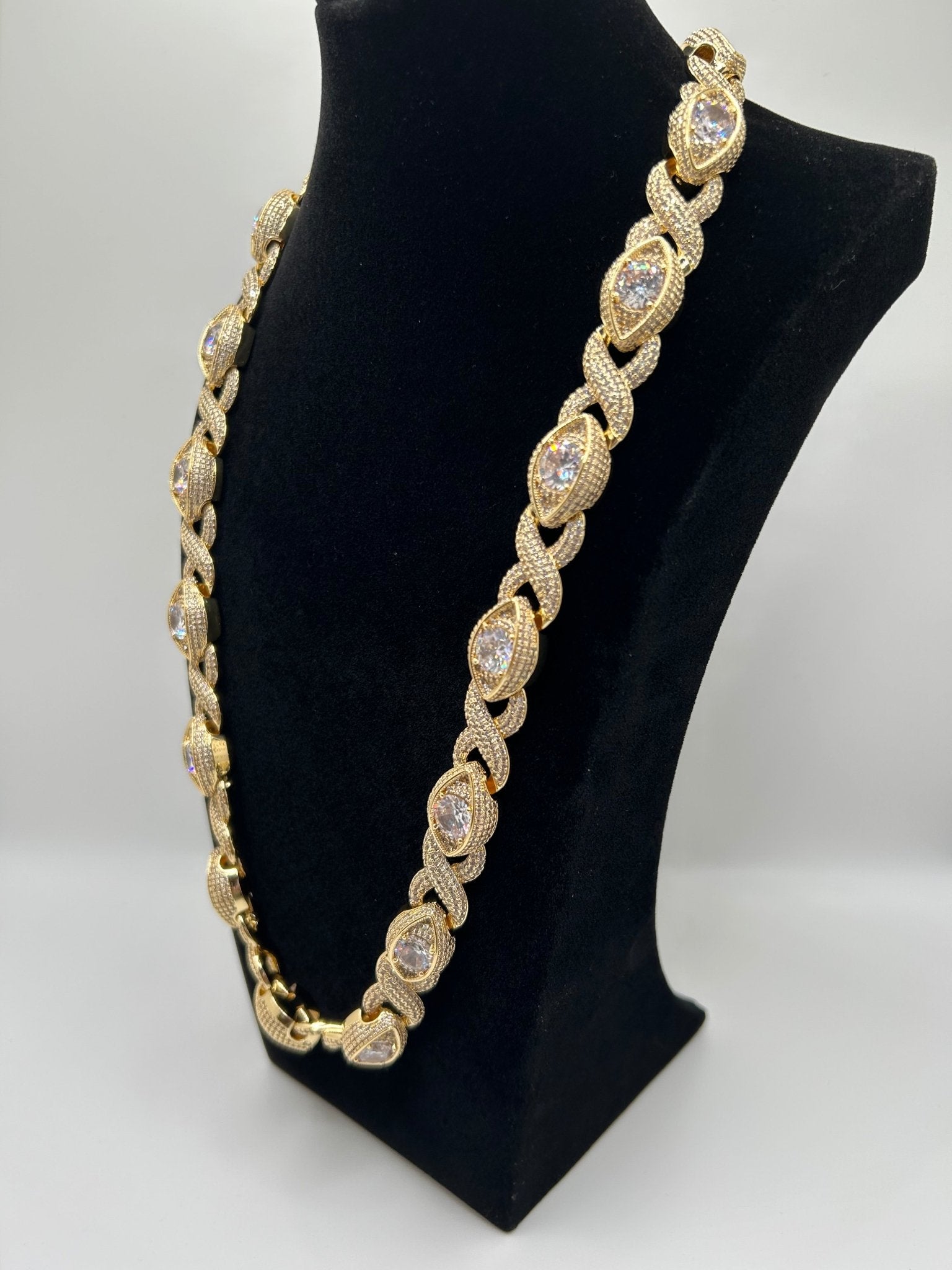 Evil Eye Gold Plated Elegant Iced Out Stimulated Diamonds Chain Necklace - Virtue Jewel18inchChain Necklace