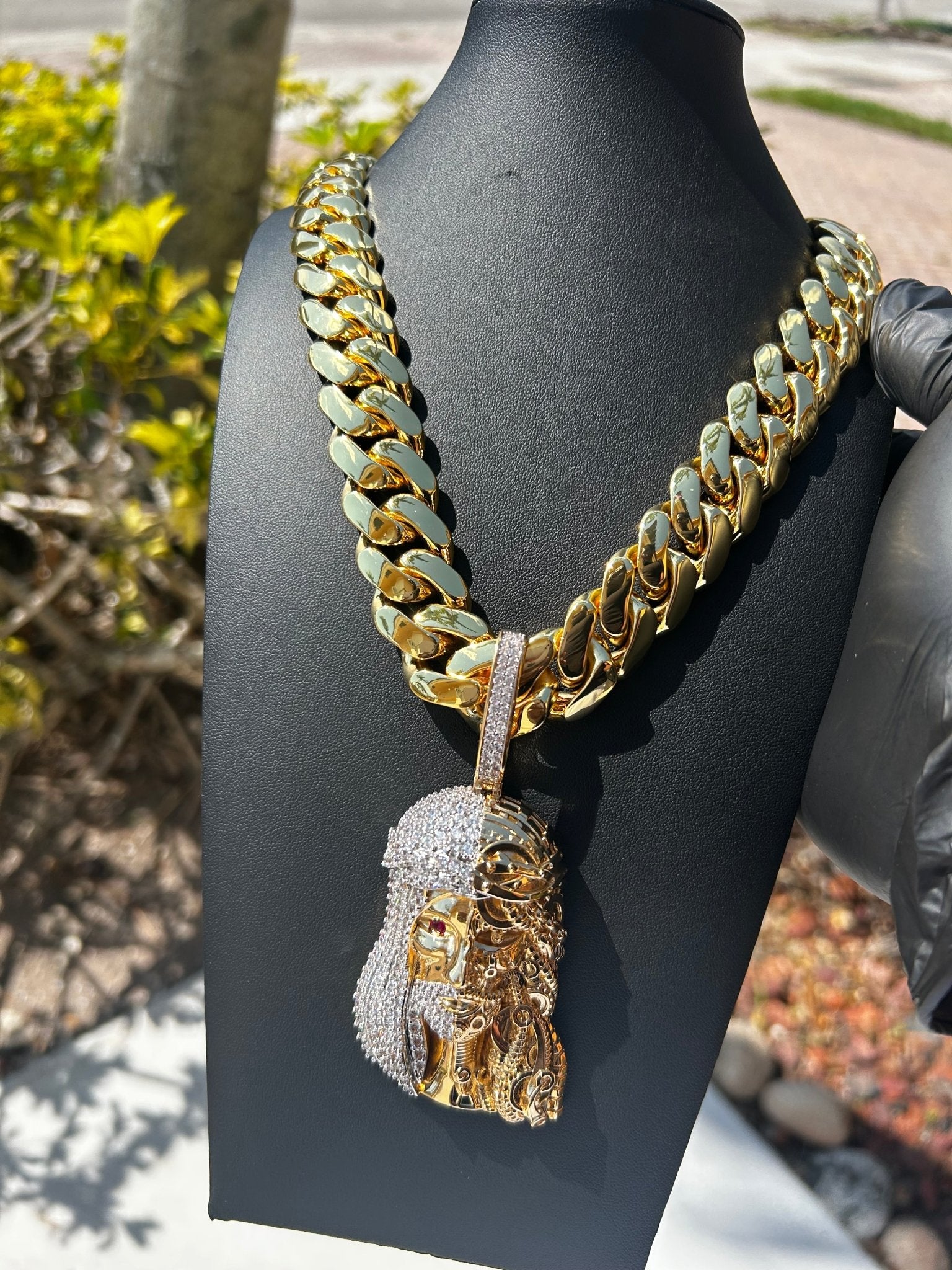 Miami Gold Cuban Chain & Half Iced Jesus Pendant Set - Virtue Jewel14mm (Slim)16inch