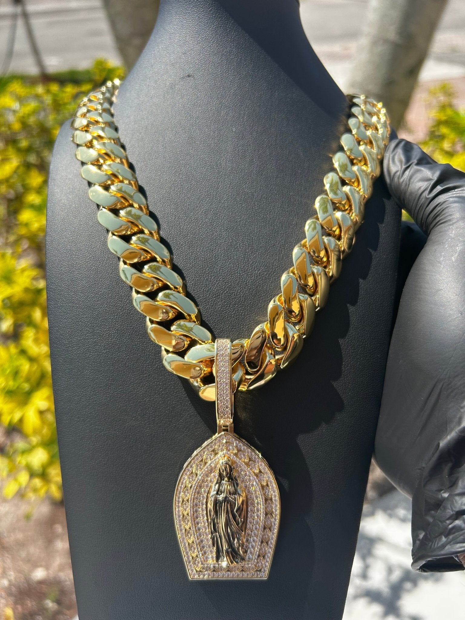 Miami Gold Cuban Chain & Virgin Mary Pendant Set - Virtue Jewel14mm (Slim)16inch