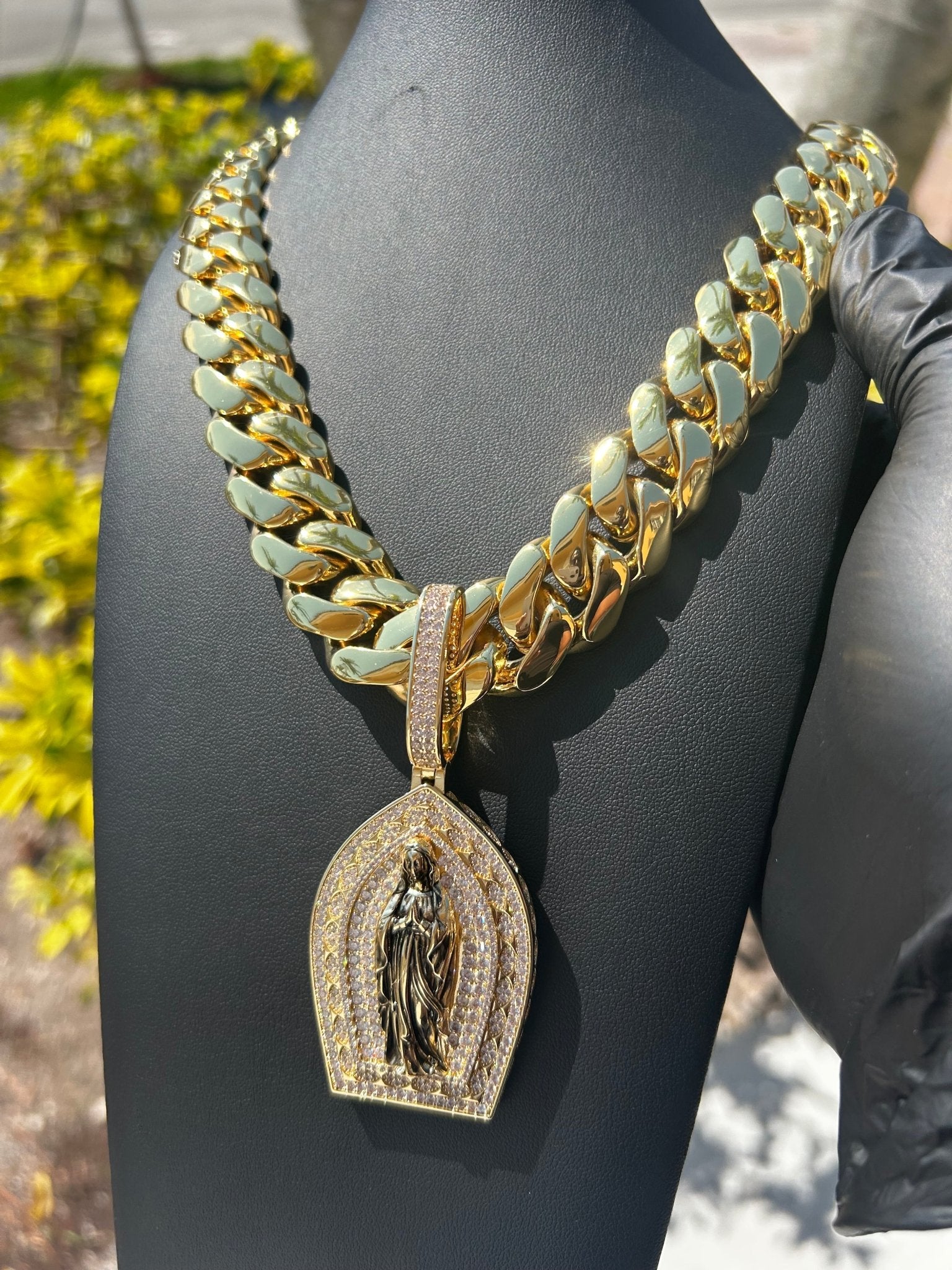 Miami Gold Cuban Chain & Virgin Mary Pendant Set - Virtue Jewel14mm (Slim)16inch