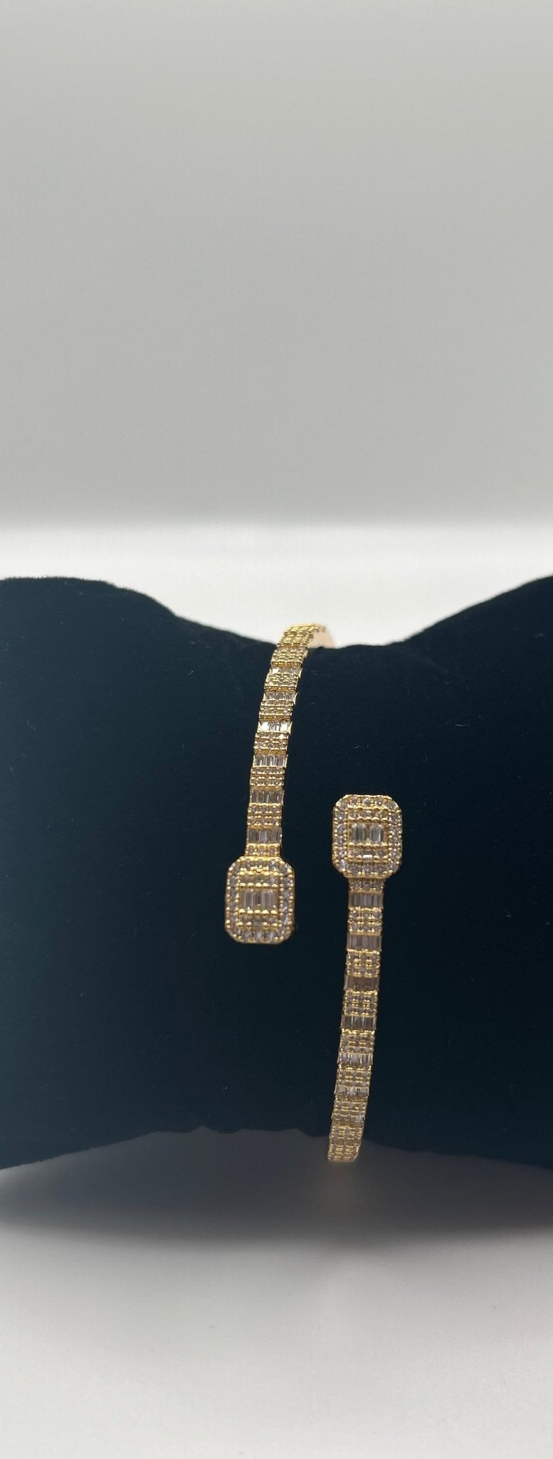 Moissanite Diamonds Elegant Baguette 2 Side Female Bracelet - Virtue JewelSilver7