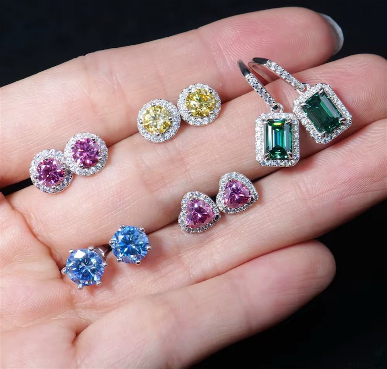 Earrings - Jewels