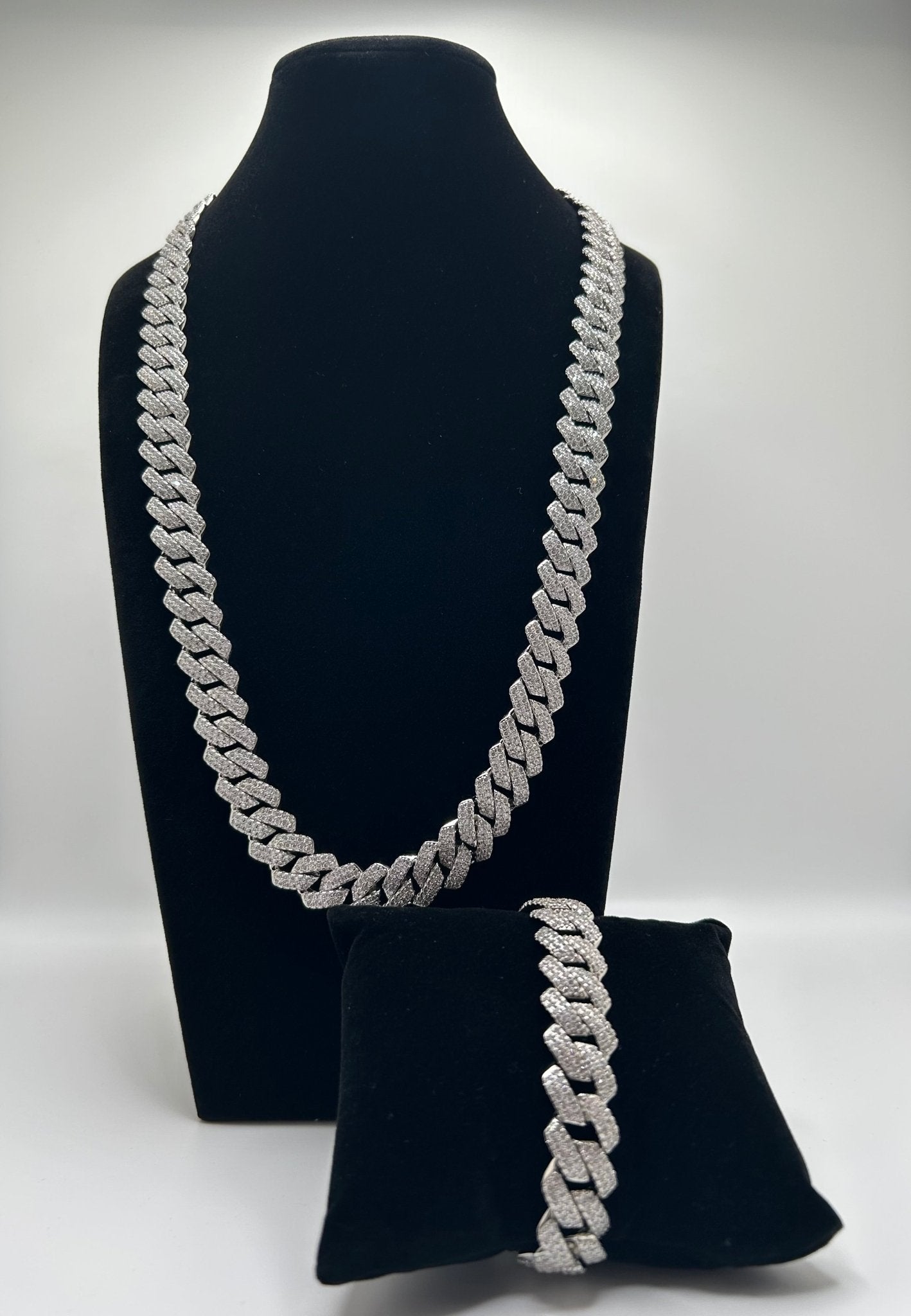 14MM FLAT CUBAN ICED OUT STIMULATED DIAMONDS CHAIN & Bracelet Set - Virtue JewelGold18inch7inchJewelry Set