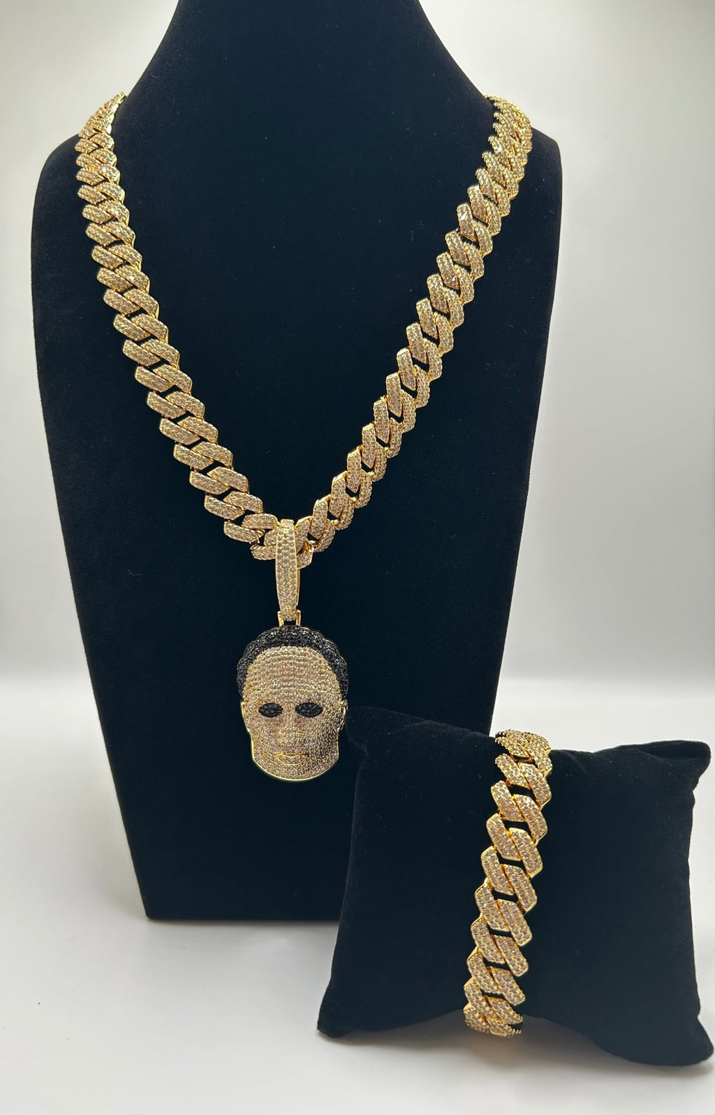 14MM FLAT SQUARE SILVER WHITE GOLD PLATED CUBAN CHAIN AND A MICHAEL HALLOWEEN HEAD PENDANT & Bracelet Set - Virtue JewelGold6inch18inchJewelry Set