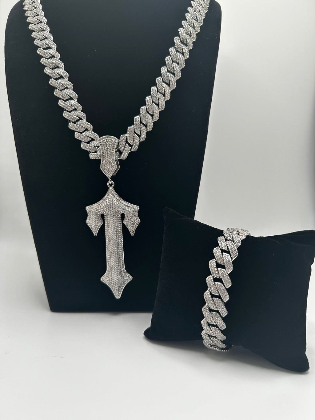 14MM FLAT SQUARE SILVER WHITE GOLD PLATED CUBAN CHAIN AND Warrior Jesus Cross PENDANT & BRACELET SET - Virtue JewelSilver18inch7inchJewelry Set