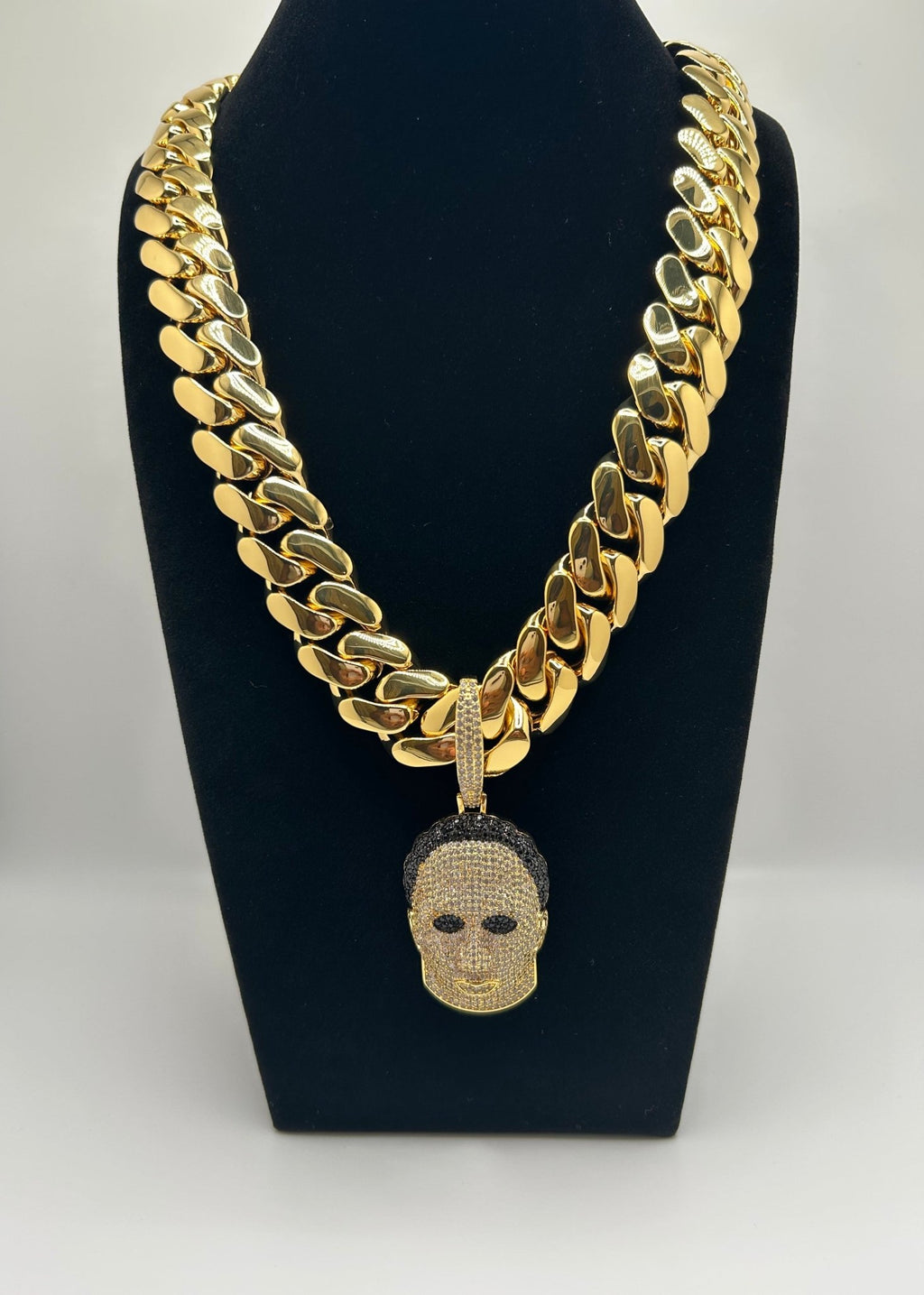 20mm - 24inch Miami Cuban Link Gold Plated Chain & Michael Halloween Head Pendant - Virtue JewelNecklace & Pendant