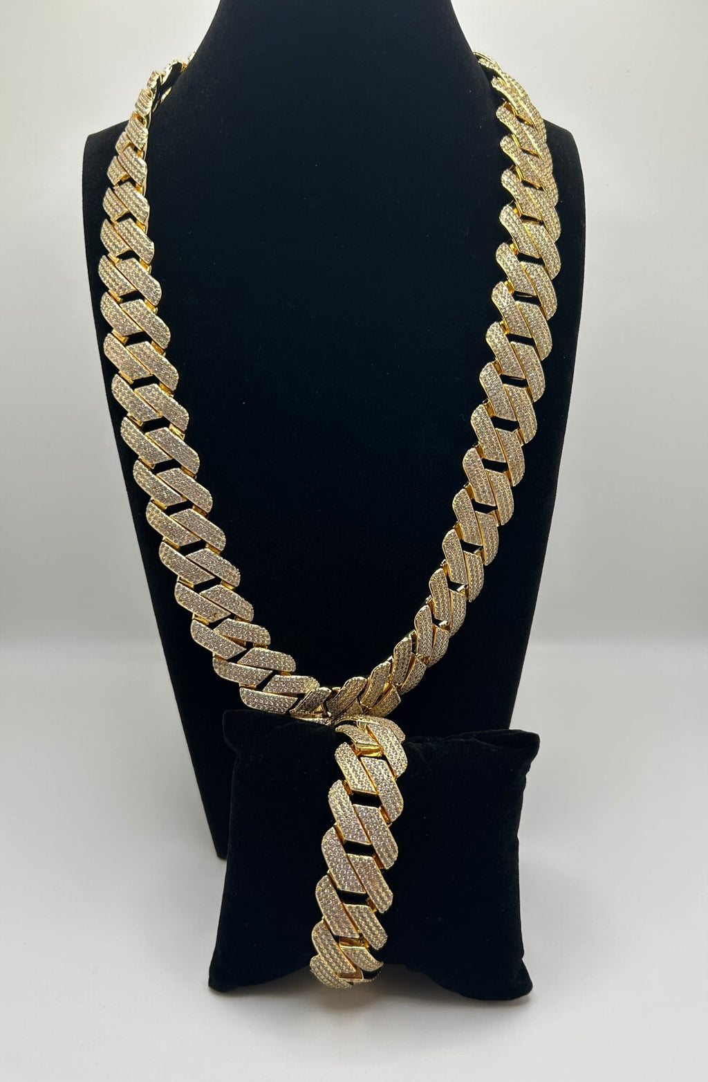 20mm Flat Square Cut Gold Plated Cuban Iced Out Stimulated Diamonds Chain & Bracelet Set - Virtue Jewel20inch7inchBracelets
