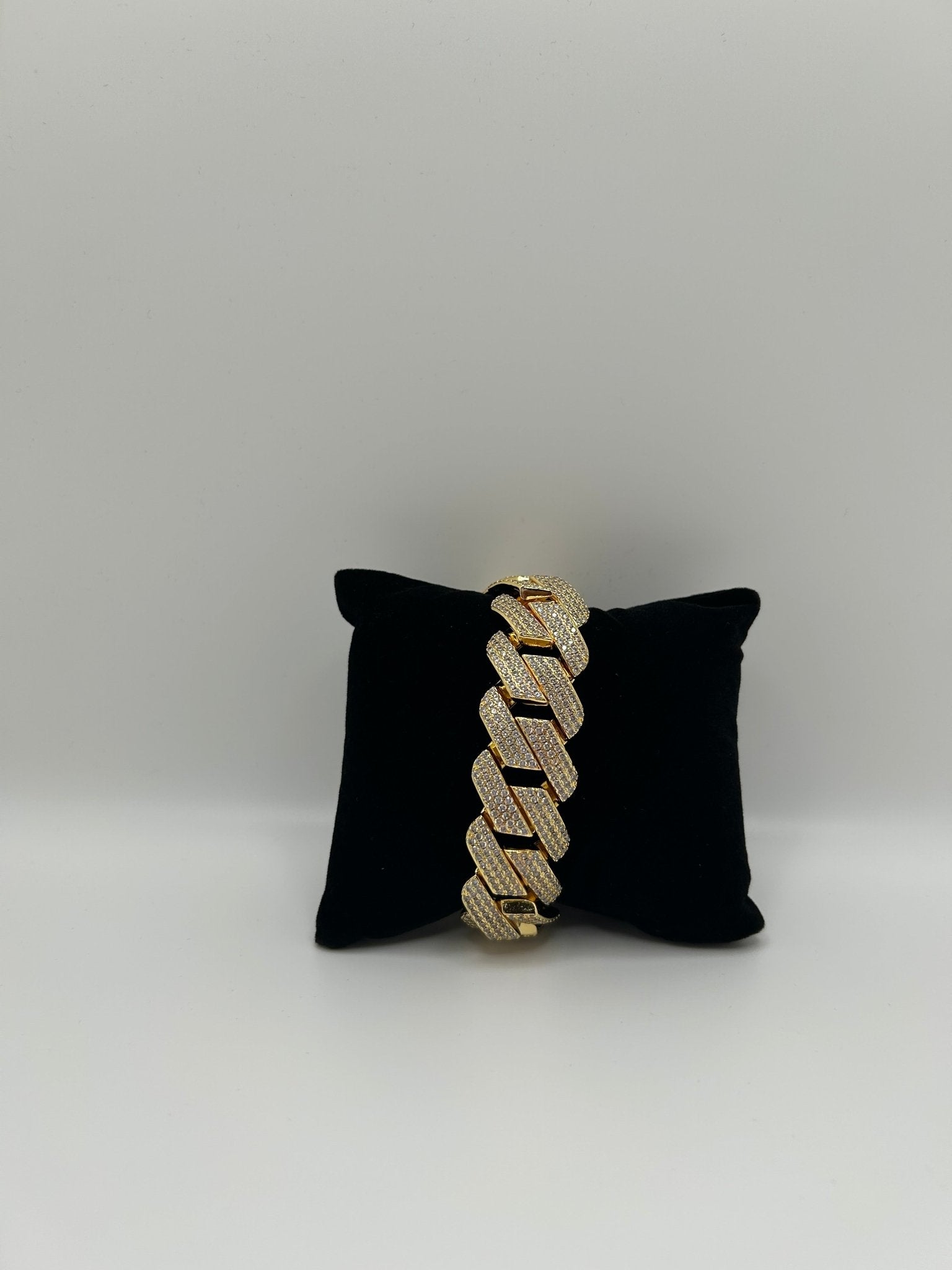 20mm Flat Square Cut Plated Iced Out Stimulated Diamonds Bracelet - Virtue JewelGold7inchBracelets