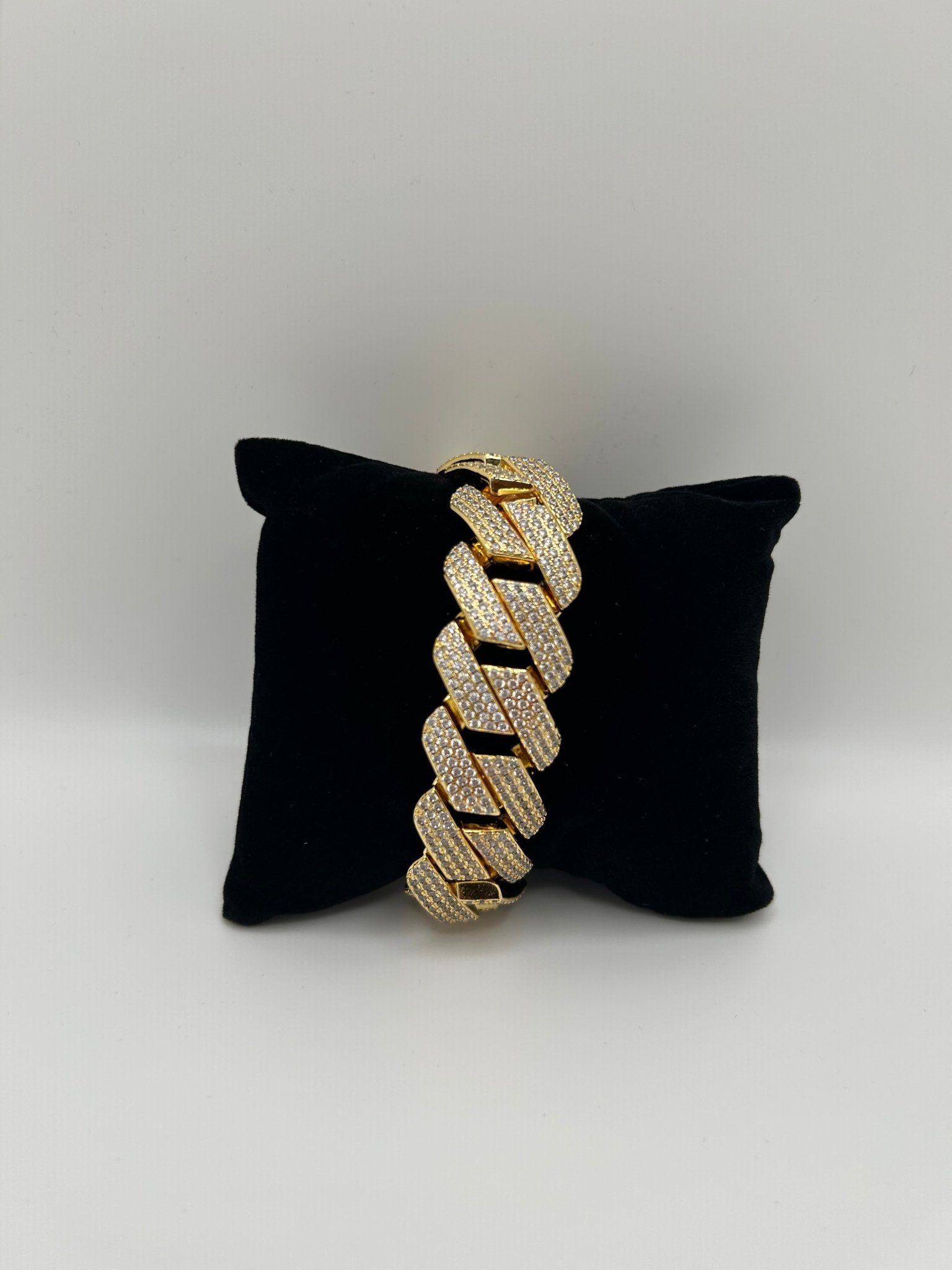 20mm Flat Square Cut Plated Iced Out Stimulated Diamonds Bracelet - Virtue JewelGold7inchBracelets