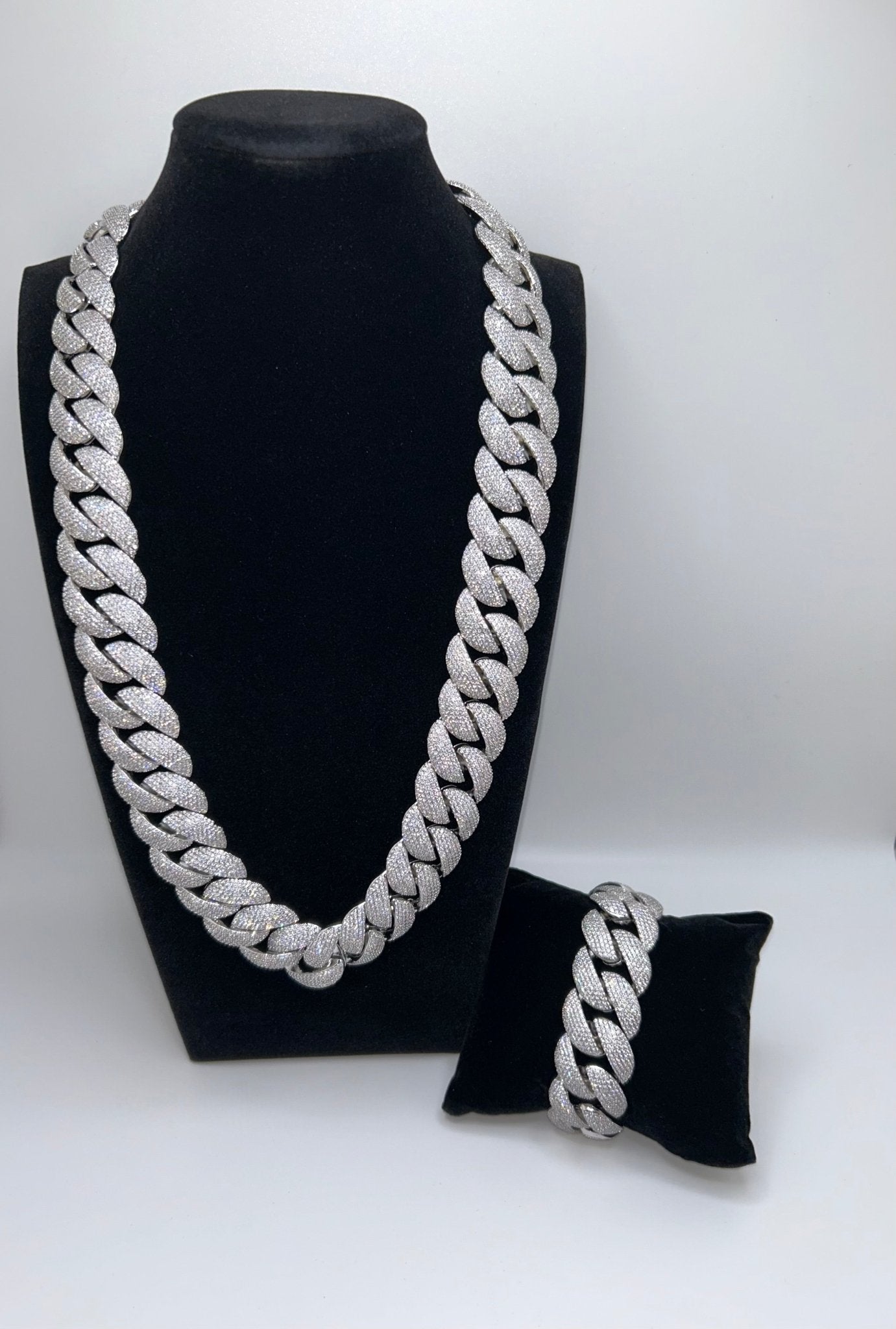 24mm Silver Rounded Cuban Iced Out Stimulated Diamonds Chain & Bracelet Set - Virtue Jewel20inch7inchJewelry Set