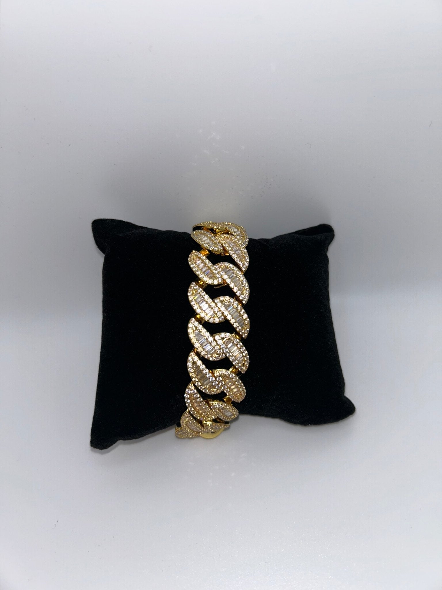Baguette Cuban Iced Out Stimulated Diamonds Bracelet - Virtue JewelGold7inch
