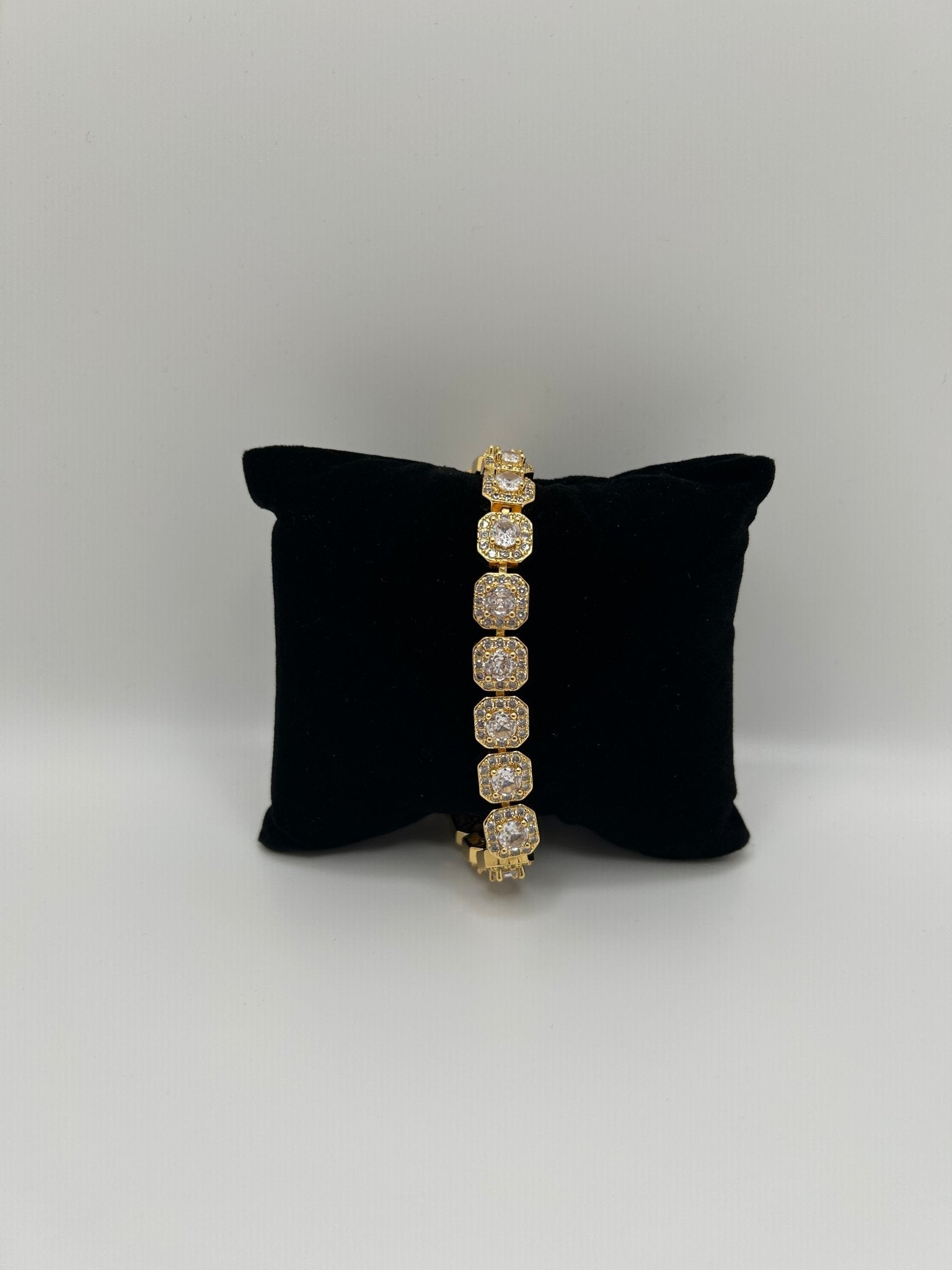 Cluster Gold Plated Stimulated Diamonds Iced Out Bracelet - Virtue JewelSilver7inchBracelets