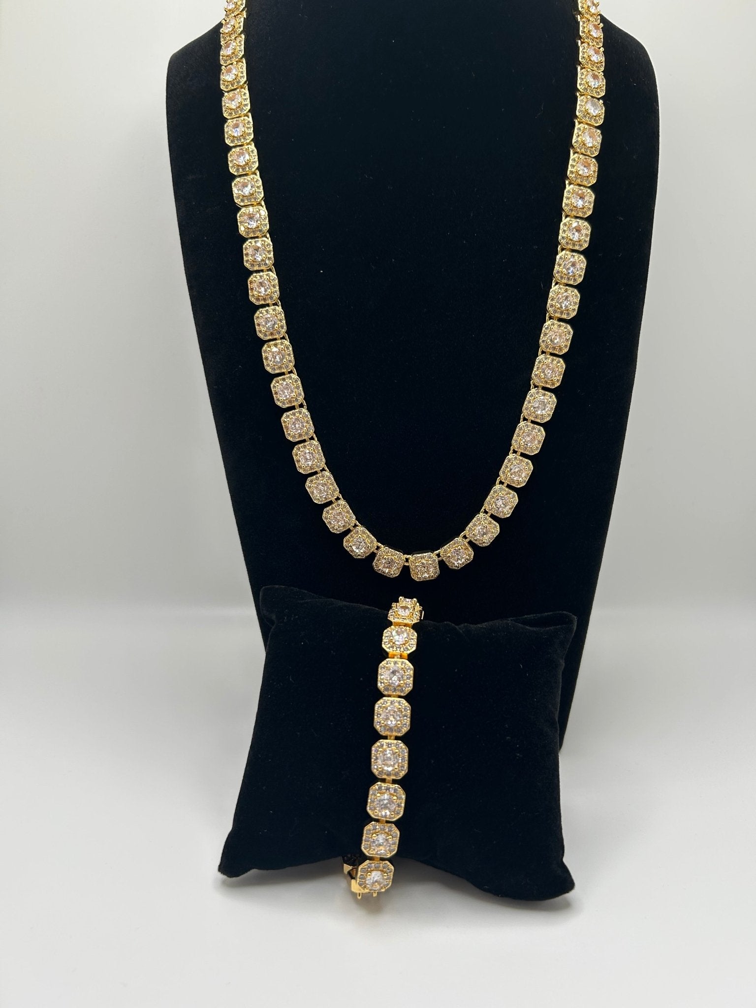 Cluster Gold Plated Stimulated Diamonds Iced Out Chain Necklace - Virtue Jewel18inch6inchJewelry Set