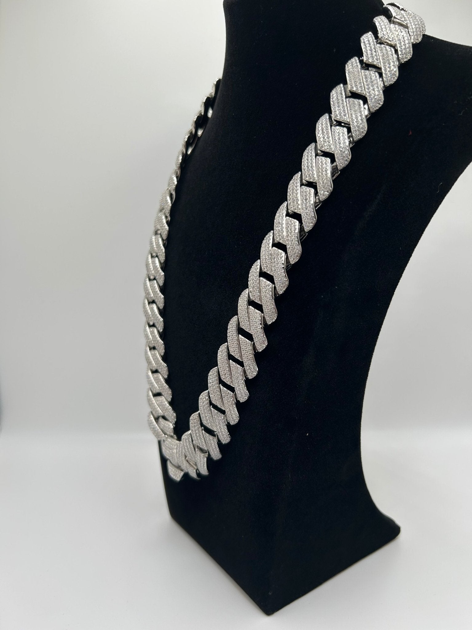 Flat Square Silver White Gold Plated Cuban Iced Out Stimulated Diamonds Chain - Virtue Jewel20inchChain Necklace