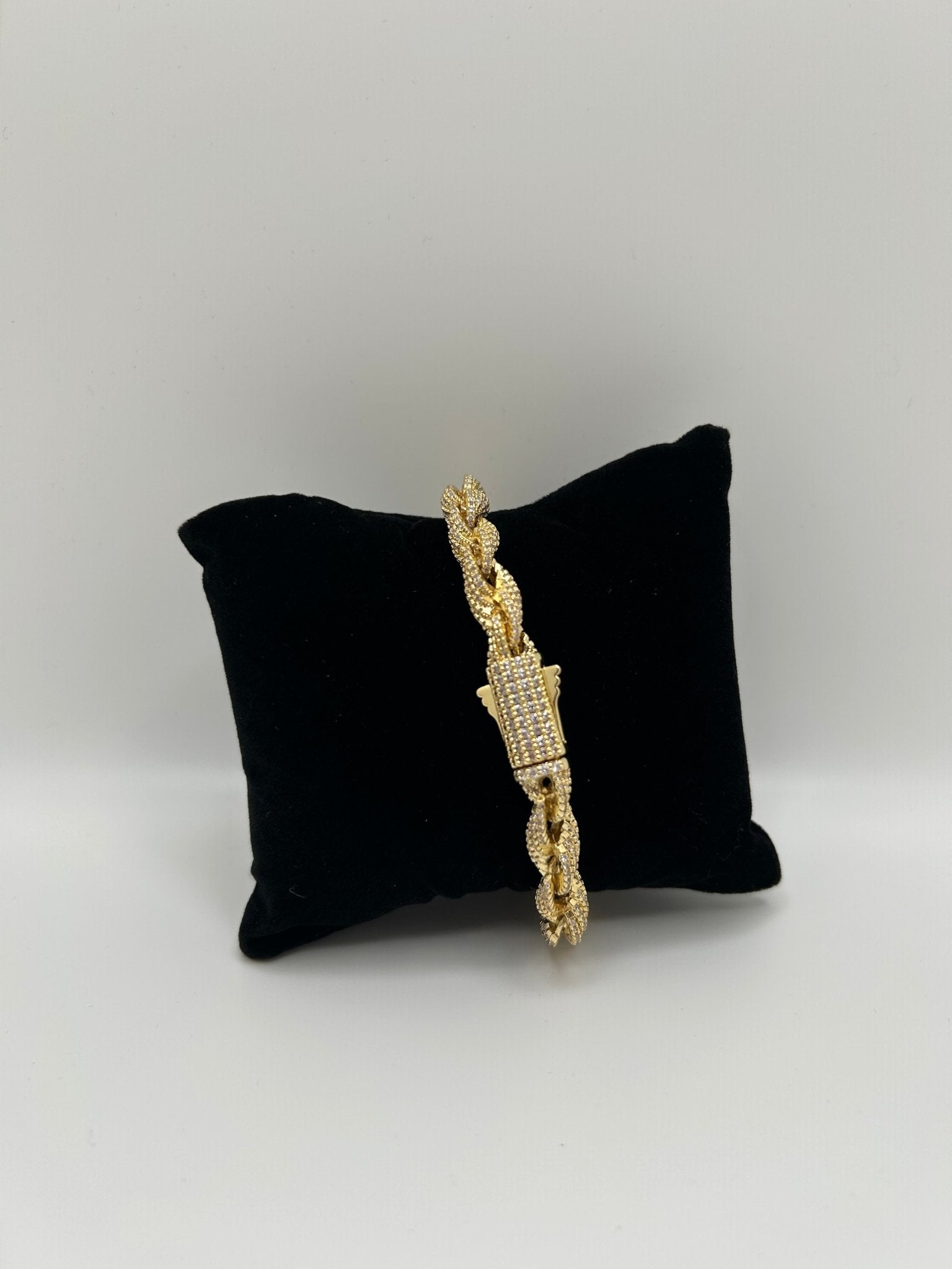 Gold Plated Rope Twist Stimulated Diamonds Bracelet - Virtue Jewel6inchBracelets