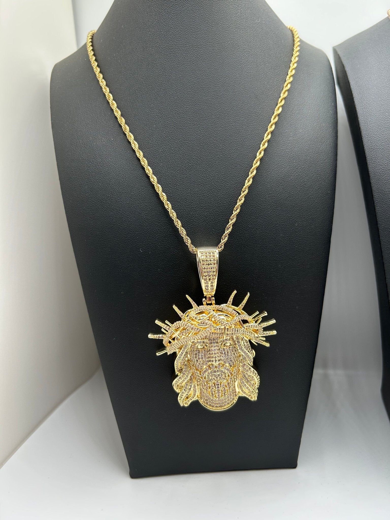 Gold & Rose Gold Rope Chain Necklace & Jesus Thorn Pendant Set - Virtue JewelRose Gold18