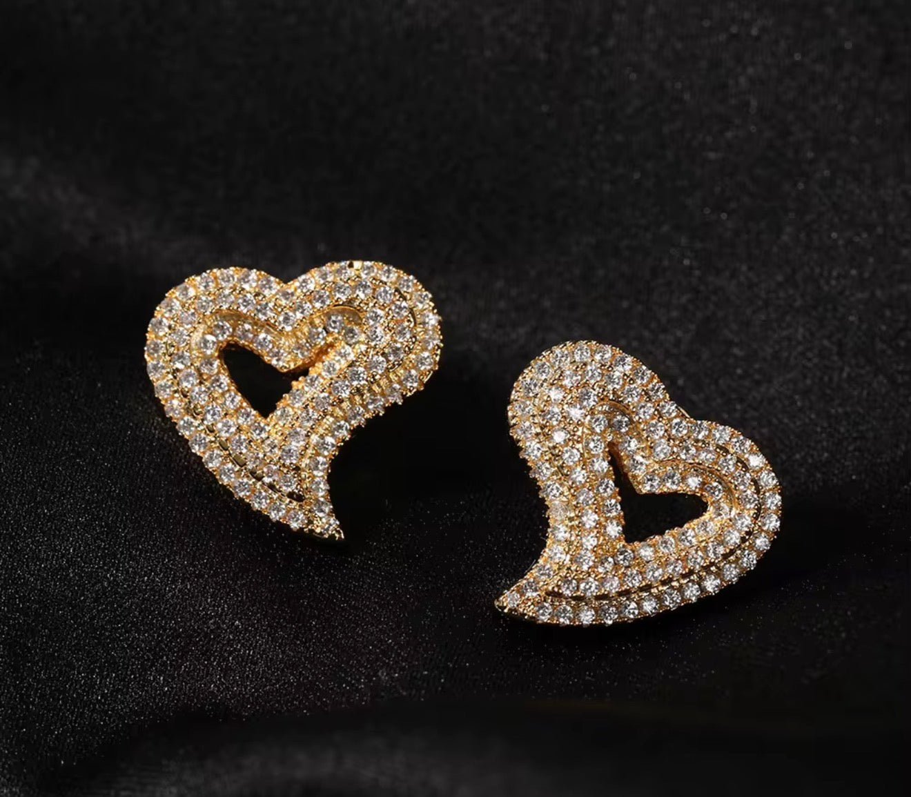 Iced Heart Stud Earrings - Virtue JewelGoldEarrings