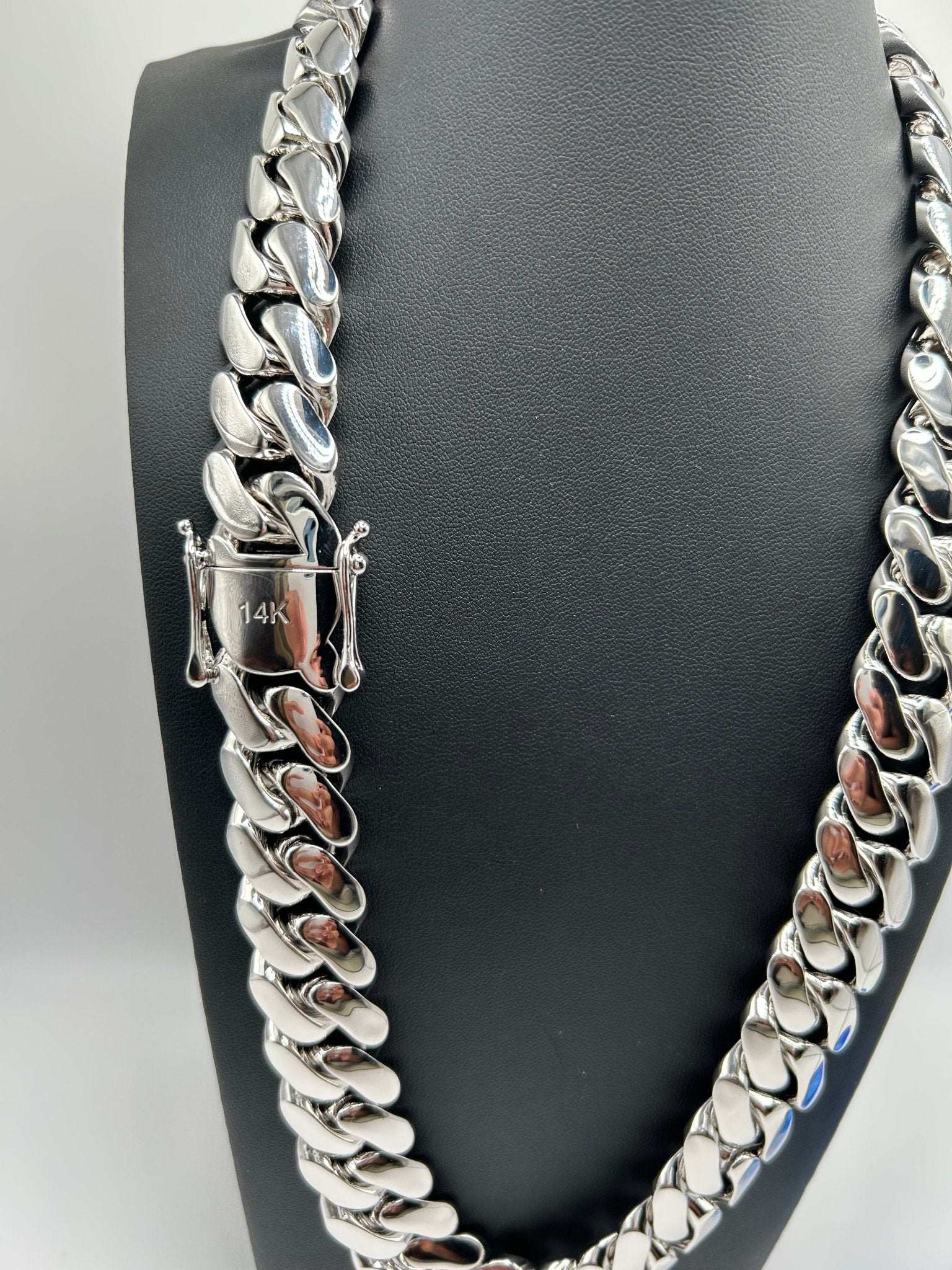 Miami Cuban Link White Gold Plated Chain Necklace - Virtue Jewel20 mm24 inch